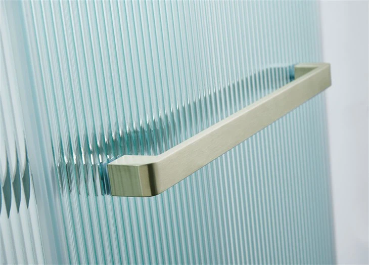 Reeded Glass Shower Door Handle
